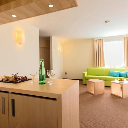 Momentum Hotel Anif Luaran gambar